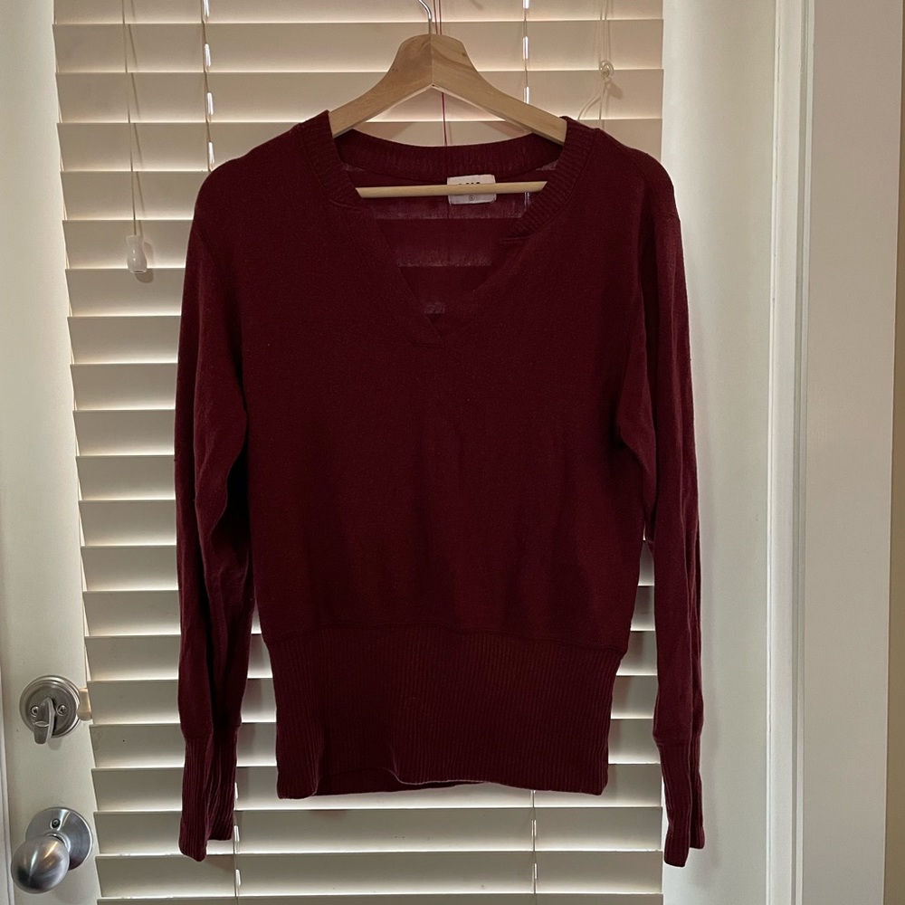 LNA sweater